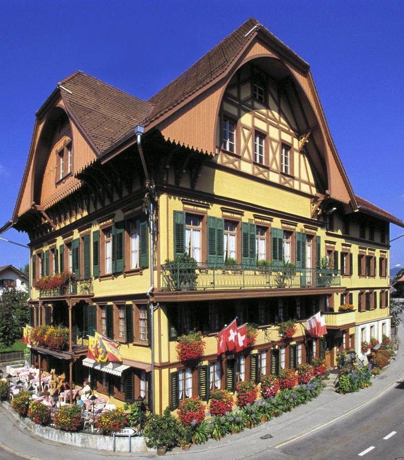 Hotel Baeren Sumiswald エクステリア 写真