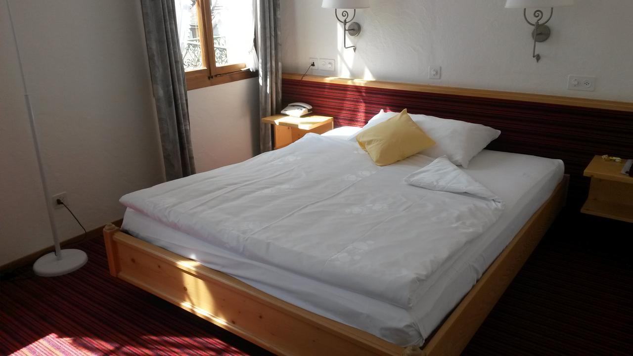 Hotel Baeren Sumiswald エクステリア 写真